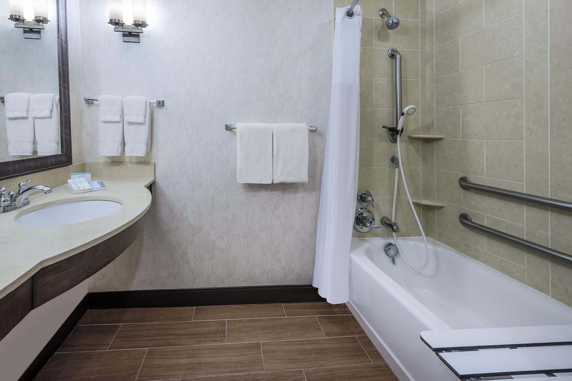 Hampton Inn & Suites Хантсвилл Экстерьер фото