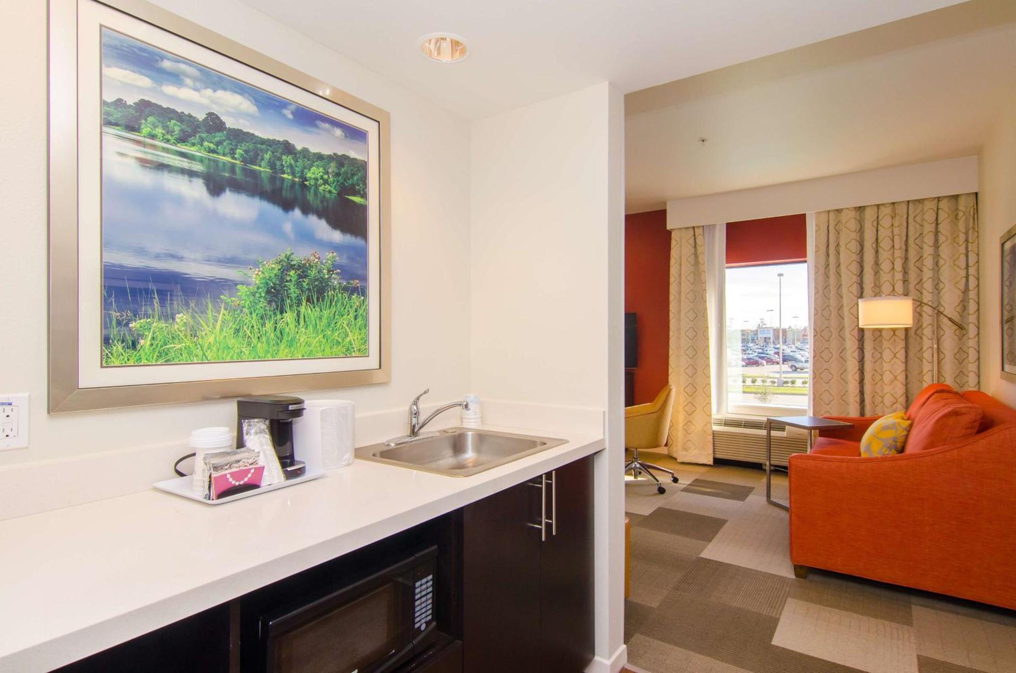 Hampton Inn & Suites Хантсвилл Экстерьер фото